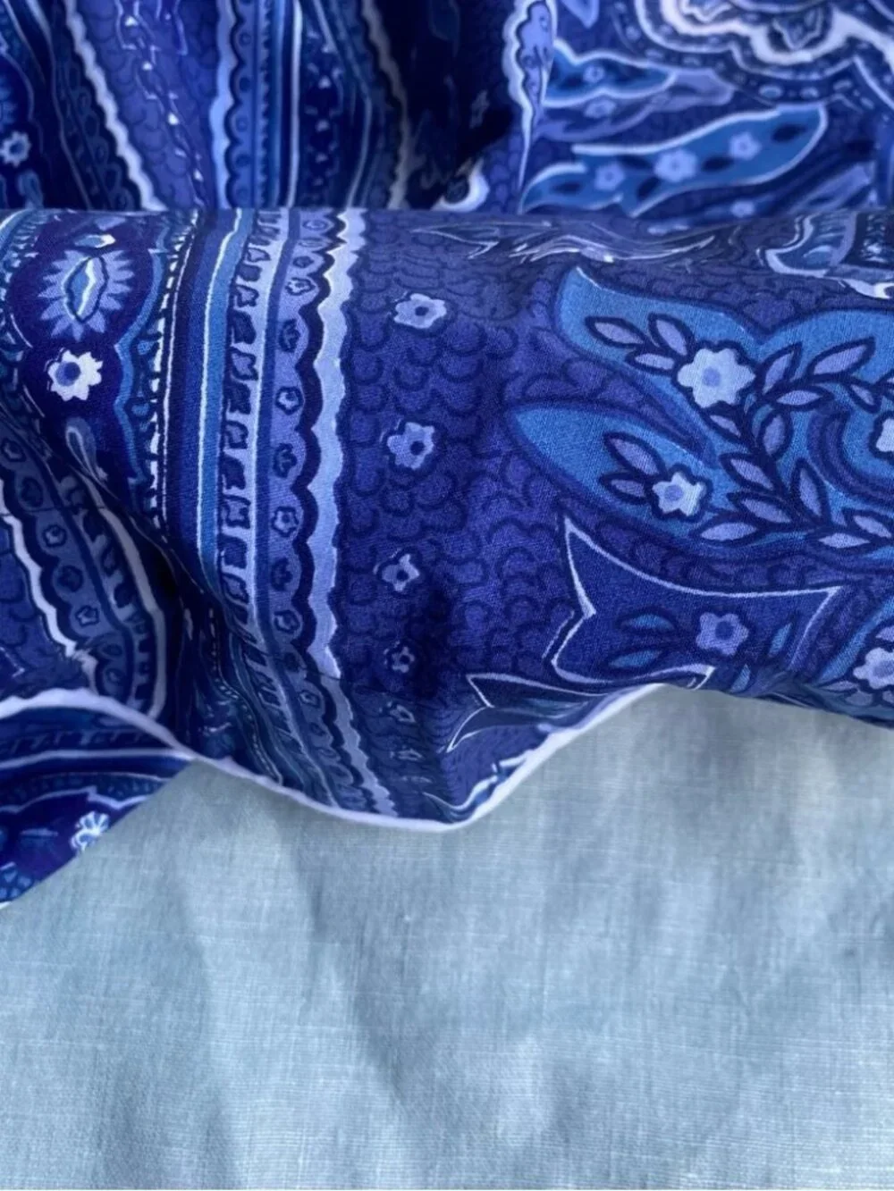 Set of 2 Lauren Ralph Lauren blue white cotton Putney Paisley standard shams